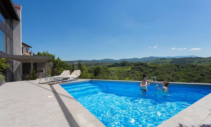 Kozana Villa | Luxury Villa Eva Pool Whirlpool & Sauna, Dobrovo v Brdih, Slovenia
