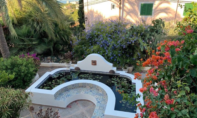 Palma de Mallorca Villa | Luxury Villa for 16 people with seaview, pool and bbq