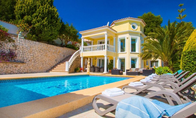 Benissa Coast Villa | Luxury villa for rent with large 10 by 5 pool
