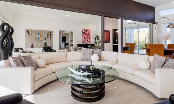 Magnesia Falls Cove House | Luxury Villa for Families: Pool, Hot Tub, + Views