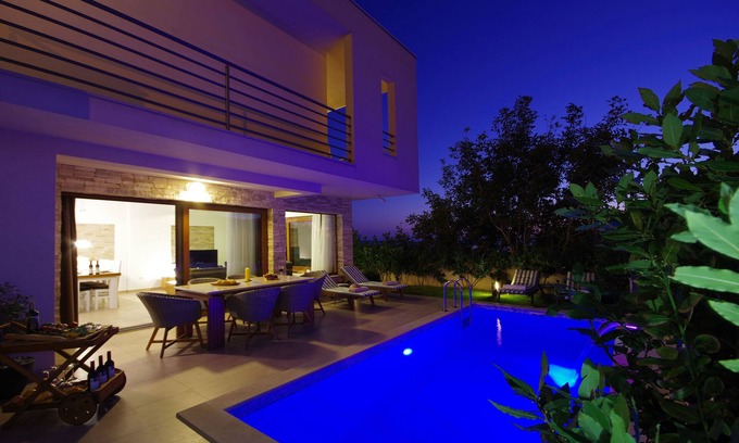 Veliko Brdo Villa | LUXURY VILLA IN CROATIA WITH PRIVATE POOL (HEATABLE), FAMILY FRIENDLY