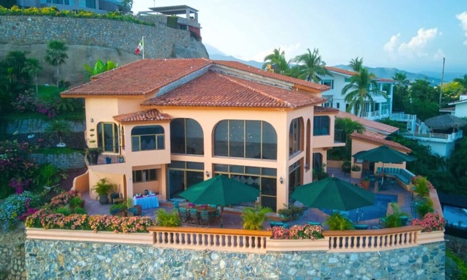 La Punta House | Luxury Villa in Gated Community