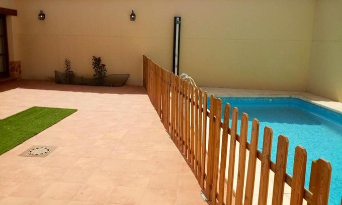 Las Casas Villa | Luxury Villa in Las Casas + Private Pool