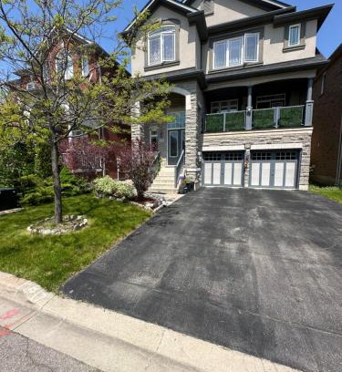 Vaughan Villa | Luxury Villa in Richmond Hill