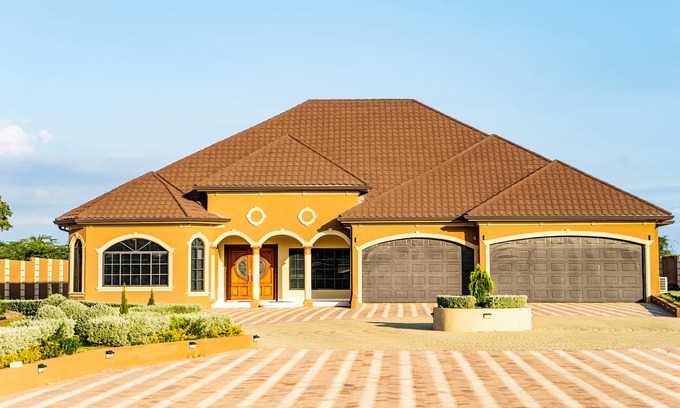 Spring Village Villa | Luxury Villa in scenic South Clarendon!