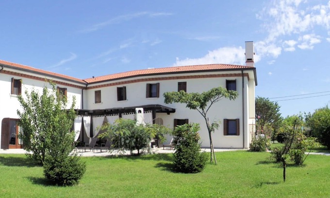 San Dona di Piave Villa | Luxury Villa Near Venice in the Prosecco Region
