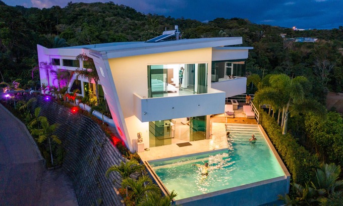 Playa Hermosa Villa | Luxury Villa Los Monos with Private Pool & Oceanview