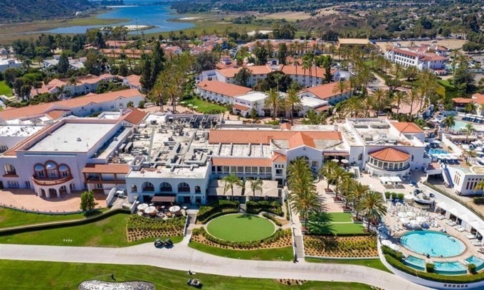 Carlsbad Resort | Luxury Villa on the grounds of the Omni La Costa Resort and Spa in Carlsbad, CA