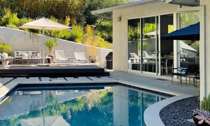 Hollywood Hills West Villa | Luxury Villa on the Hills Among Hollywood Stars