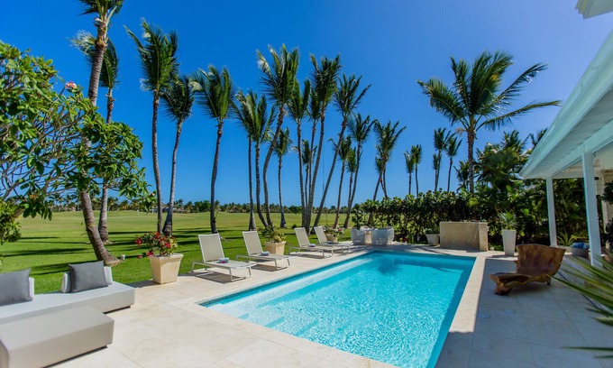 Punta Cana Villa | Luxury Villa Paradiso with GOLF view, CHEF and housekeeping incl.