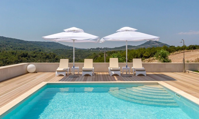 Zastrazisce Villa | Luxury Villa Pearl of Hvar with Swimming Pool