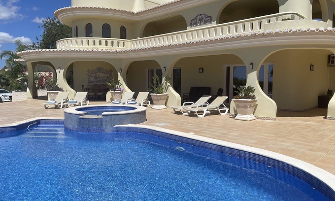Vilamoura Villa | Luxury villa, private heated pool & gardens with amazing sea view over Vilamoura