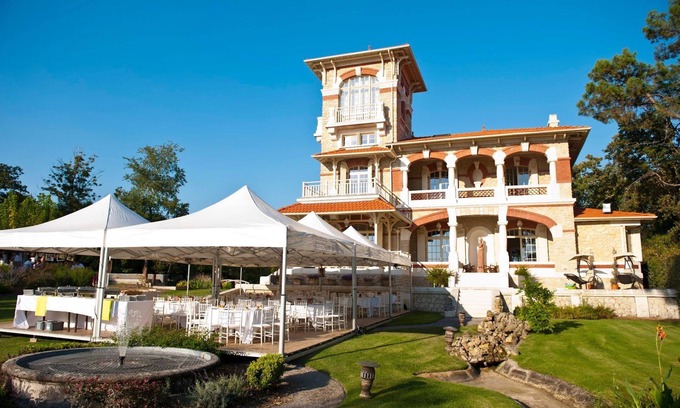 Taussat Villa | Luxury Villa rental: Arcachon, Les Landes, south west France
