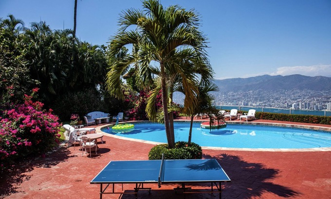Las Brisas Villa | Luxury Villa Rental with The Best views in Las Brisas, Acapulco Mexico