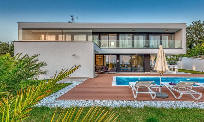Rovinjsko Selo Villa | Luxury Villa Rovigno Ultimo with Pool