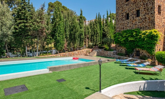 Vall-Llobrega House | Luxury Villa with Private Pool, Gardens, and 7 Baths in Costa Brava for 12 Guests