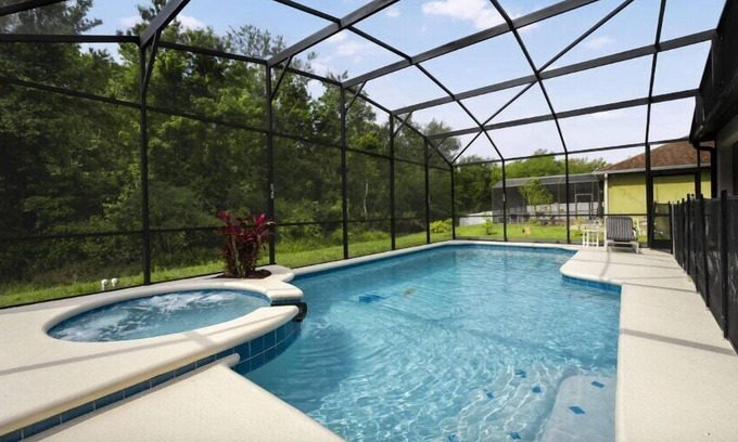 Kissimmee House | Luxury Villa with Pool, Spa – Perfect for Families!