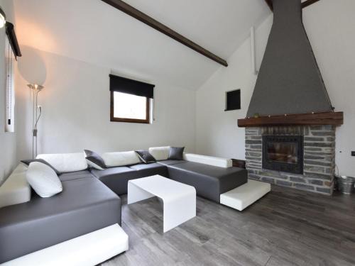 Beausaint House | Luxury Villa with Pool
