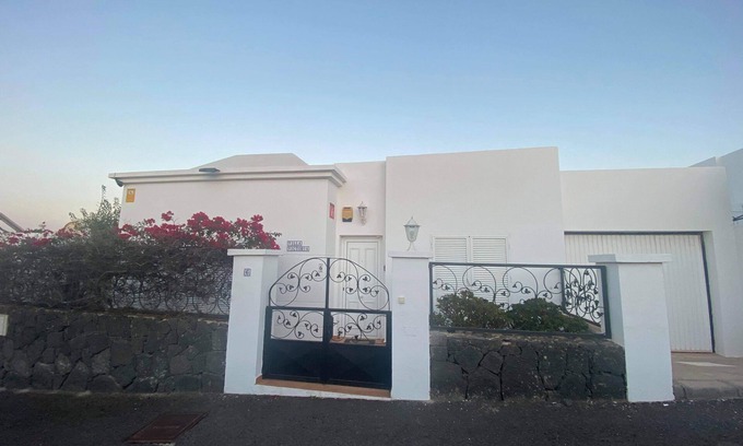 Costa Teguise Villa | Luxury Villa with Private Pool