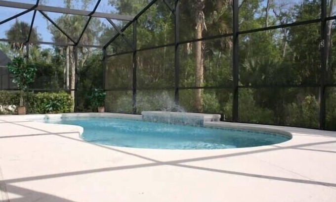 Cumbrian Lakes Villa | Luxury villa with south facing pool; 15 minutes from DisneyWorld