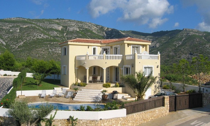 Alcossebre Villa | Luxury Villa With Spectacular Views And Private Heated Pool and Wifi