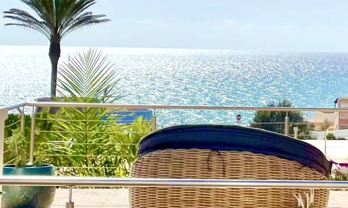 Bahia Calma Villa | Luxury Villa with wonderful oceanview, private pool & WIFI