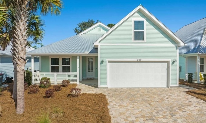 Laguna Beach Estates House | Luxury Walk-to-Beach Retreat W/Pool, PCB West End