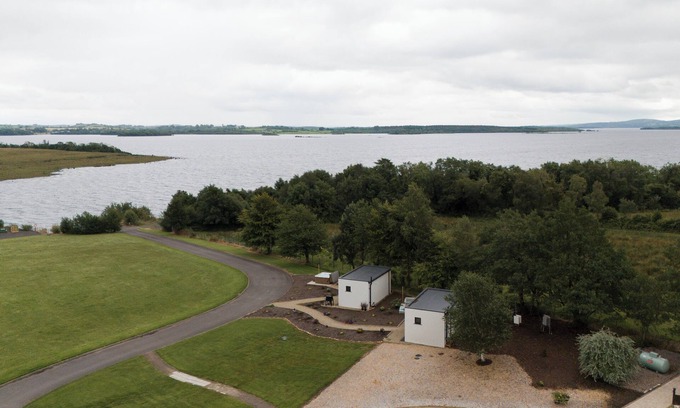 Enniskillen Cabin | Luxury Waterfront Self-Catering Cabins