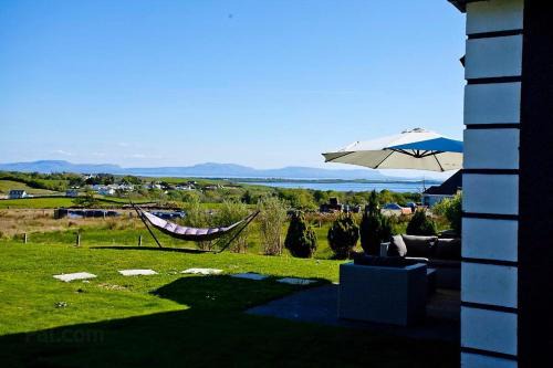 Bruckless Villa | Luxury Wild Atlantic Way accommodation with sea views and free wifi