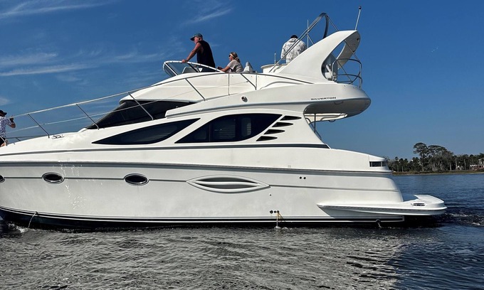 St. Augustine Boat Rental | Luxury Yacht in St. Augustine with WiFi, AC, Heat, BT,55inch smart TV, and more