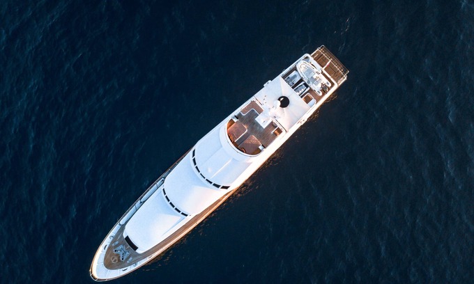 Lomas de Palmira Boat Rental | Luxury Yacht