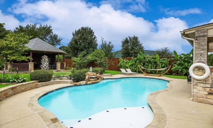 South Arlington House | Luxury4000sqft,Hot Tub,Games,Cinema,FTWorth,ATTST