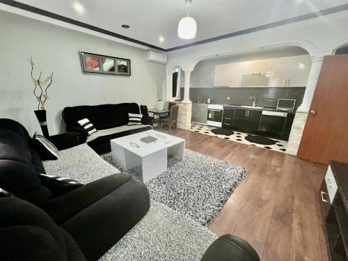 Gjerana Apartment | LuxuryHome Ulcinj 1