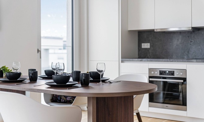 Boeblingen Apartment | Luxus 4 Room Apart. ARTDECÓ I Terrace I Family-friendly I Parking I Home Office