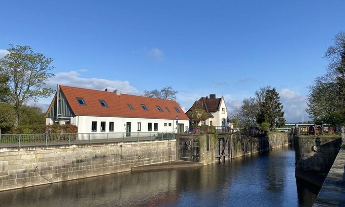 Hamelin Apartment | Luxus Loft im Schleusenhaus auf der Insel in Hameln