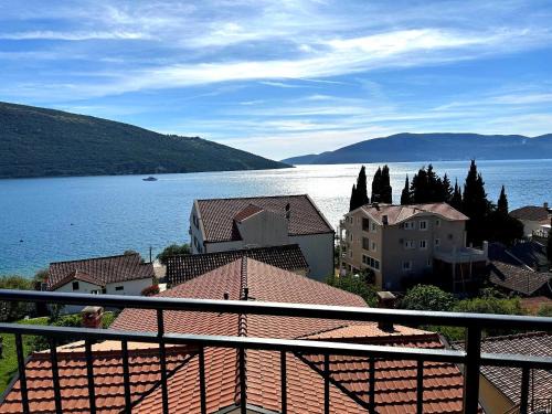 Kumbor Apartment | Luz del Mar