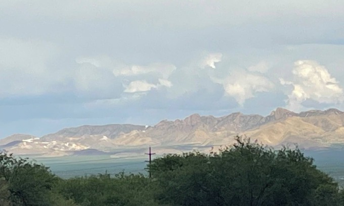 Villages of Green Valley House | Luz Del Sol our home in the sun! Mountain View! Single Level 2/2 w/ pool access!