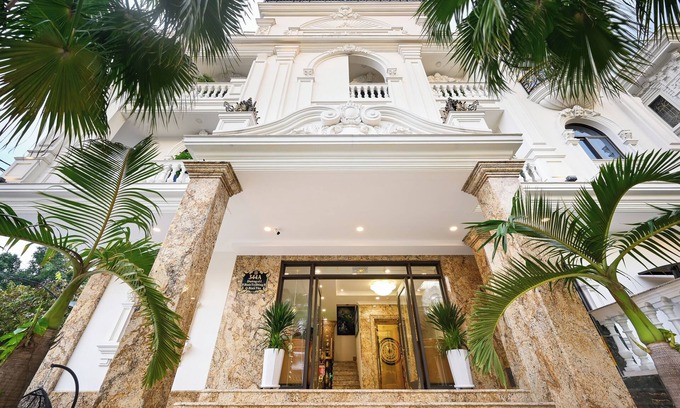 Binh Tan Hotel | Ly Ly Hotel 2