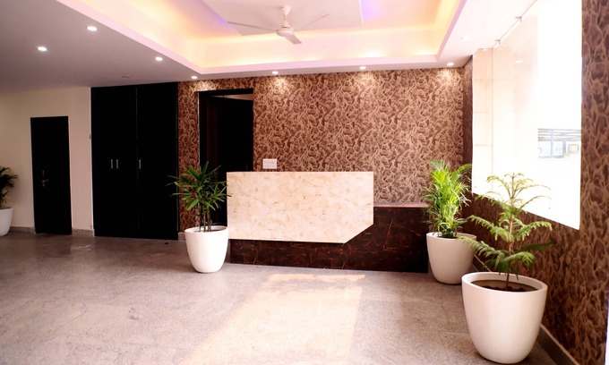 Noida Resort | Lyf Corporate Suites - Noida Sector 19