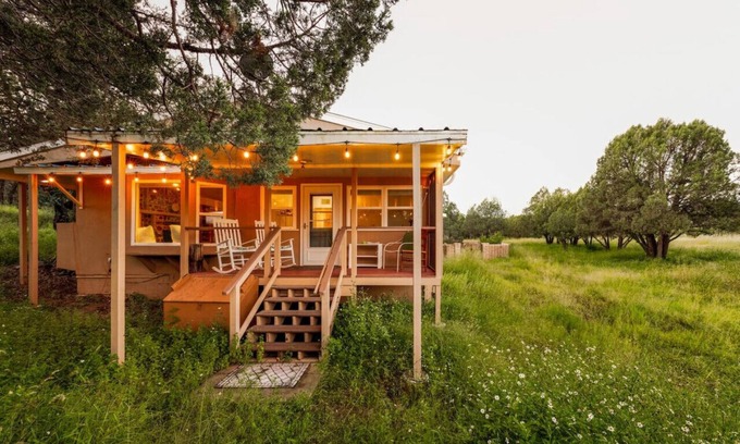 Elgin Apartment | Lyle Canyon/Sleeps 8/Country Quiet/Solitude