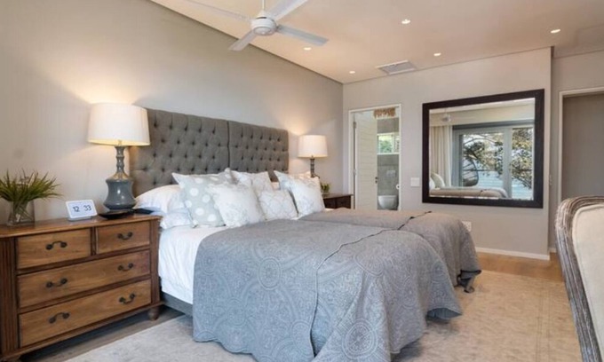Selection Beach Apartment | Lymegrove Beach Villa's Oyster Suite | Umdloti