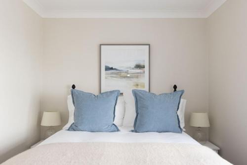 Lyminster Apartment | Lyminster Court Cottages