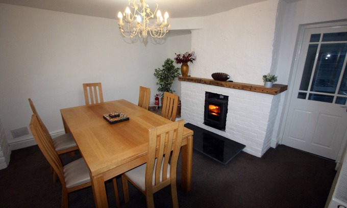 Lymm House | Lymm Cottage