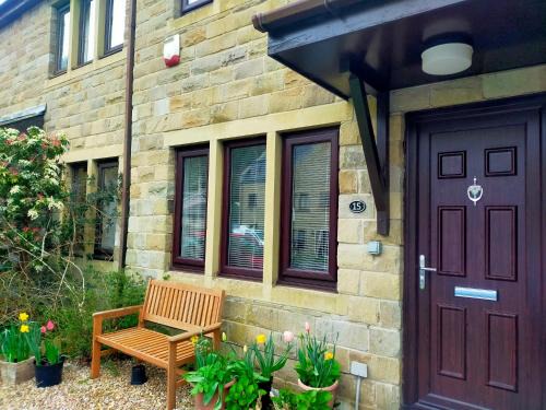 Wadsworth House | Lynton House