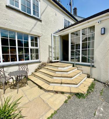 Tregony Apartment | Lynwood House Self Contained Studio