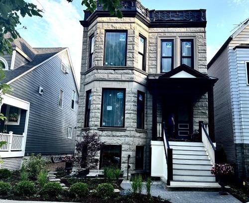 North Center House | Lyons' Den