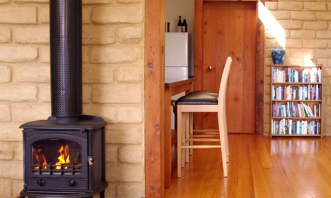 Mount Toolebewong Cottage | Lyrebird Cottages, Mountain Ash cottage, Relax in nature in the Yarra Valley.