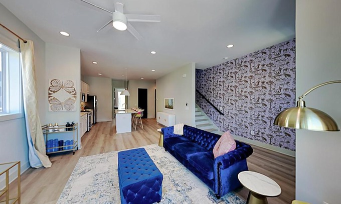 Talbot's Corner House | Lyric at Cleveland Park Lyric Manor