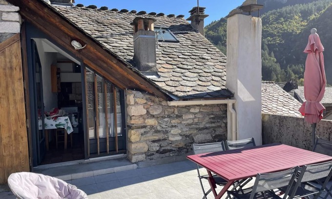Ispagnac House | Lzg250 - Gîtes de France 2 Épis 4 Pers à Ispagnac
