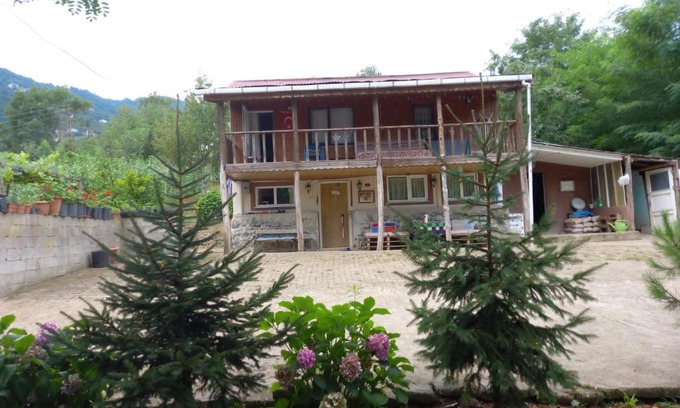 Akcaabat Ski Chalet | Müstakil bağ evi Trabzon derecik sera gölün den 7 km uzakta